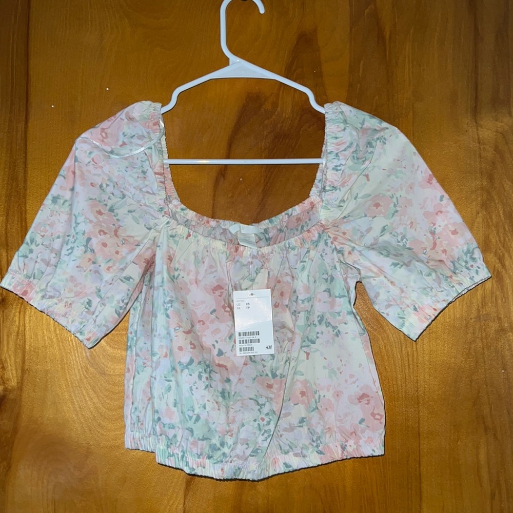 H&M Smocked Crop top
